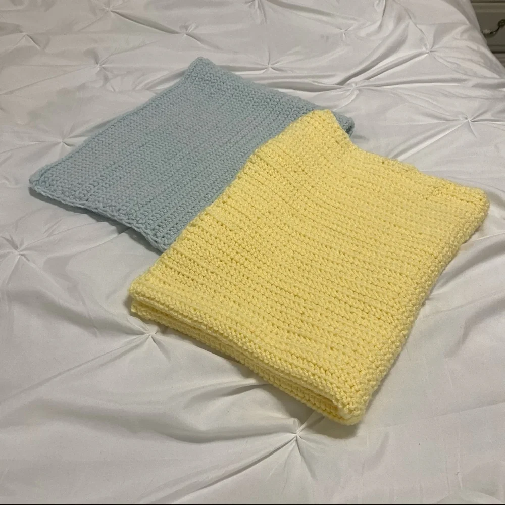 Vintage blue crocheted knit blanket throw